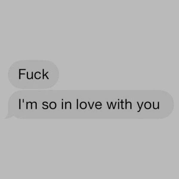 two texts that say, i'm so in love with you and the words fock