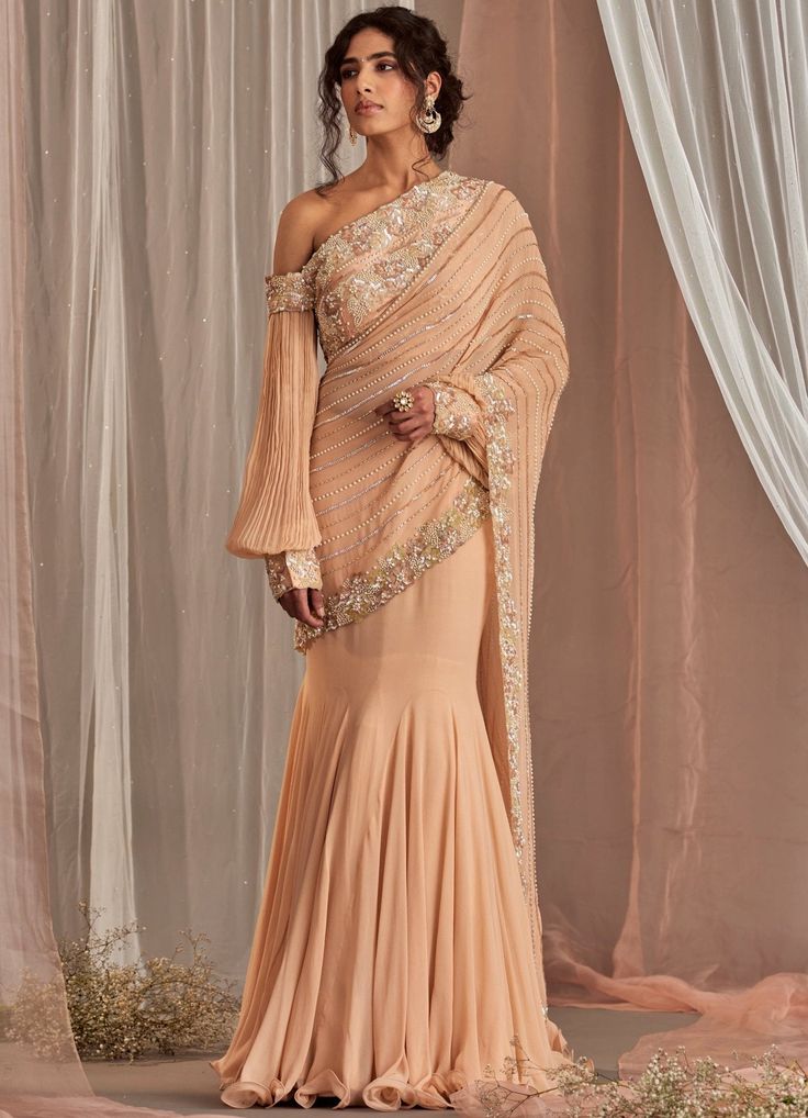 Salmon Pink Fish Cut Georgette Saree With One Shoulder Blouse Nidhika Shekhar - Fabilicious Fashion Fish Cut, Pink Fish, Saree Gown, Drape Saree, Ready To Wear Saree, Party Wear Indian Dresses, Blouse For Women, Georgette Saree, Indian Designer Outfits