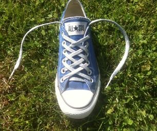 How To Double LatticeYour Converse Double Shoe Lace Patterns, Cool Shoe Lace Patterns Step By Step, Lace Converse Shoes, How To Lace Converse, Tenis Converse, Ways To Lace Shoes, Converse Chucks, Curvy Petite Fashion, Shoe Lace Tying Techniques