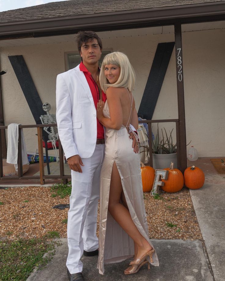 Costume ideas, Halloween 2023, movie costume ideas, iconic couple costume Scarface Halloween Costume, Scarface Costume, Scar Face, Best Couples, Couple Costume, Couples Costume, Couple Halloween, Couple Halloween Costumes, Couples Costumes