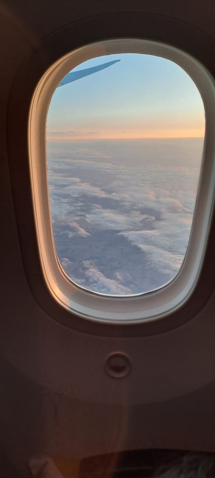 Sky and clouds from flight, snap ideas, story ideas Fake Flight Snaps, Flight Snap, Airport Pictures, Snap Ideas, Cute Couple Cartoon, Fake Pictures, Couple Cartoon, Sky And Clouds, Story Ideas