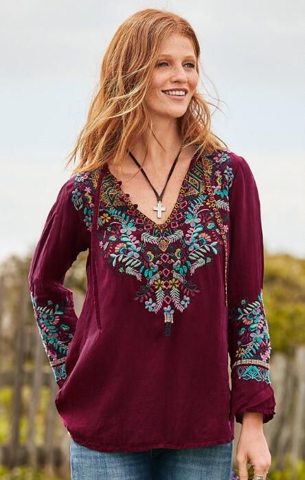 Pull on our 'Solana' embroidered top for a graceful look at a moment's notice. Boho Tops For Women, Folk Print, Look Boho Chic, Women Embroidery, Bohemian Blouses, Floral Embroidered Top, Embroidered Tshirt, Gift List, Unique Designers