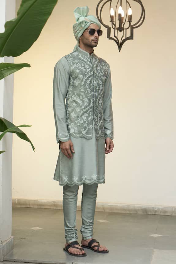 Pistachio bundi with all over floral kashmiri embroidery. Paired with an inner scallop trimmed kurta and churidar. - Aza Fashions Kashmiri Embroidery, Kurta Set For Men, Cotton Embroidery, Churidar, Kurta Set, Aza Fashion, Pistachio, For Men, Embroidery