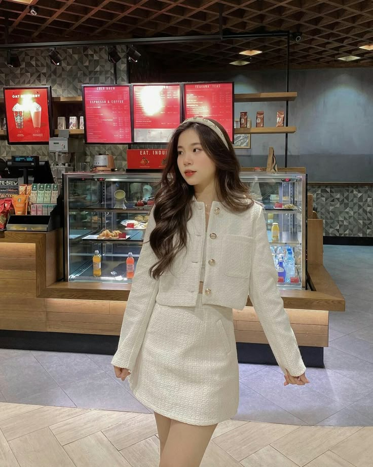 Co Ords Outfits Aesthetic, Tweed Co Ord Set, Korean Co Ord Set, Co Ords Outfits Skirt And Top, Korean Co Ords Outfits, Co Ord Sets Skirt, Tweed Skirt Outfit Winter, Co Ords Outfits Winter, Winter Coord Sets