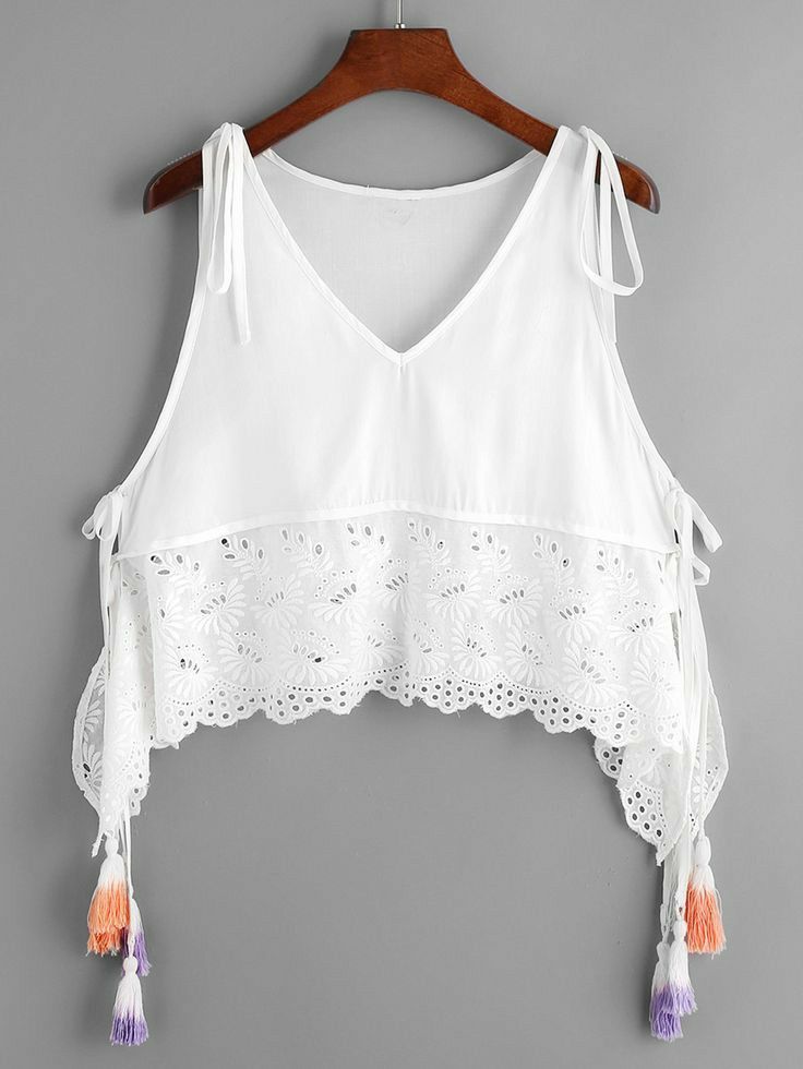 Tassels Fashion Clothing, Cotton Tops Designs, Outfit Elegantes, Tassel Top, Hanky Hem, Embroidered Trim, Trendy Fashion Tops, Women Tank Tops, Casual Chic Outfit