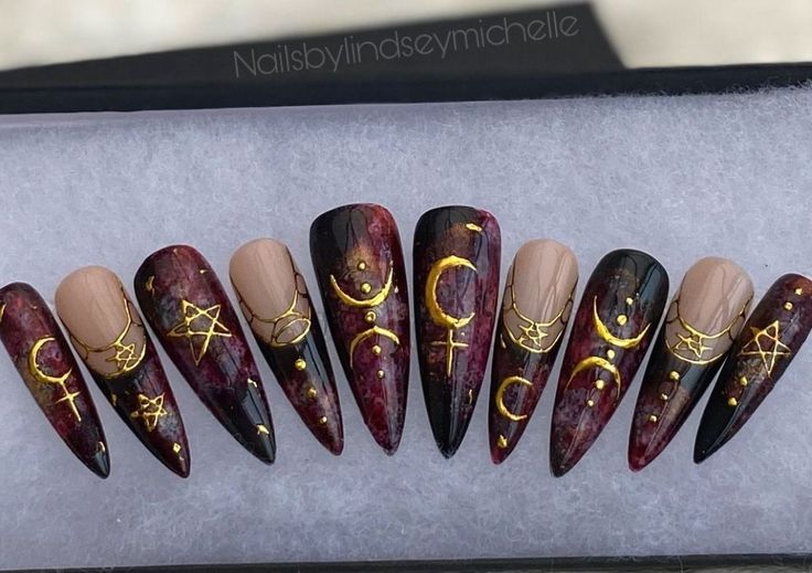 Linktree. Make your link do more. Halloween Stiletto, Rock Nails, Witch Nails, Witchy Nails, Halloween Acrylic Nails, Nails Stiletto, Moon Nails, Gothic Nails, Goth Nails