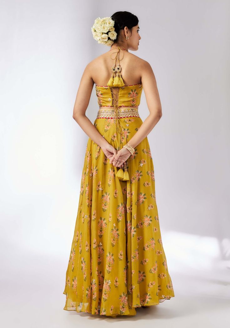 Brighten your festive wardrobe with this vibrant yellow lehenga set. The floral embroidered blouse pairs beautifully with a matching flowy skirt, while the coordinating dupatta completes the ensemble. Perfect for traditional celebrations and special occasions, this set radiates elegance and charm. Mustard Lehenga, Indian Arts And Crafts, Yellow Lehenga, Nyc Studio, Indian Textiles, Western Wedding, Wedding Service, Flowy Skirt, Bride Bridal