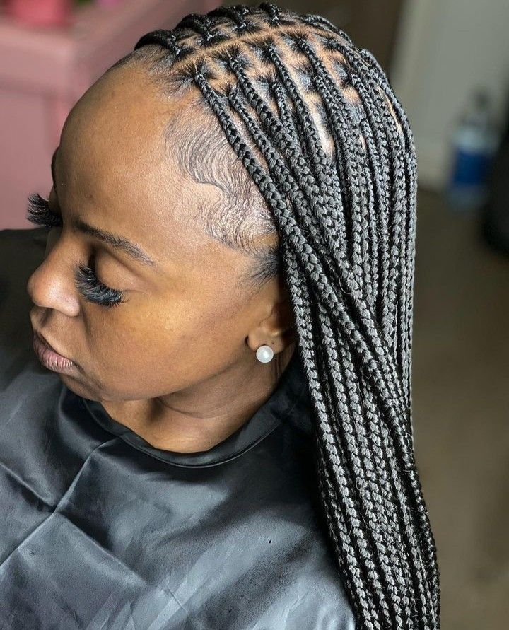 Middle Part Small Knotless Box Braids, Small Knotted Braids, Small Buttlength Knotless Braids, Small Knotless Braids Mid Back Length, Small Knowles Braids, Small Individual Braids For Black Women, Nutless Braids, Black Small Knotless Braids, Nutless Braids Styles Long