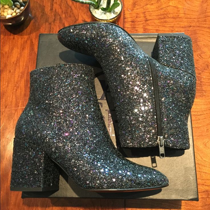 Beautiful Midnight Ash Glitter Boots! Nwt Box And Dust Bag! Great With Jeans Or Dressed Up! Glitter Boots For Party Season Evenings, Glitter Boots For Evening And Party Season, Evening Glitter Boots For Party Season, Glitter-accented Boots For Night Out In Fall, Glitter Accent Boots For Night Out In Fall, Glitter Accented Boots For Night Out In Fall, Glitter Boots For Night Out In Winter, Fall Night Out Boots With Glitter Accents, Glitter Round Toe Boots For Night Out