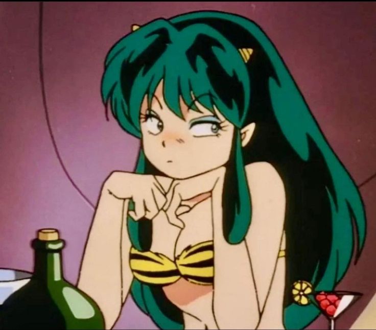 90s Anime Shows, Urusei Yatsura Pfp, Urusei Yatsura Lum Pfp, Urusei Yatsura 1981, Old Anime 90s Aesthetic, Lum Cosplay, Anime 90s Style, Lum Icon, 90s Anime Pfp