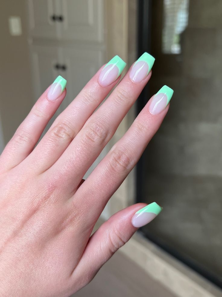 Green Summer Nails Square, Seafoam Green French Tip Nails, Pink And Green French Tip Nails, Mint Acrylic Nails Design, Green Nails French Tip, Pastel Green French Tip, Light Green Summer Nails, Mint Blue French Tip Nails, Pastel Green Nails French Tip