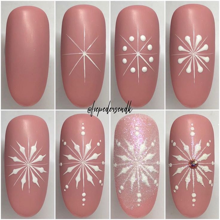 Xmas Nail Art, For Mom, Snowflake Nail Art, Christmas Nail Art Designs, Nail Art Designs Diy, Snowflake Nails, Christmas Nails Acrylic, Present Ideas, Winter Nail Art