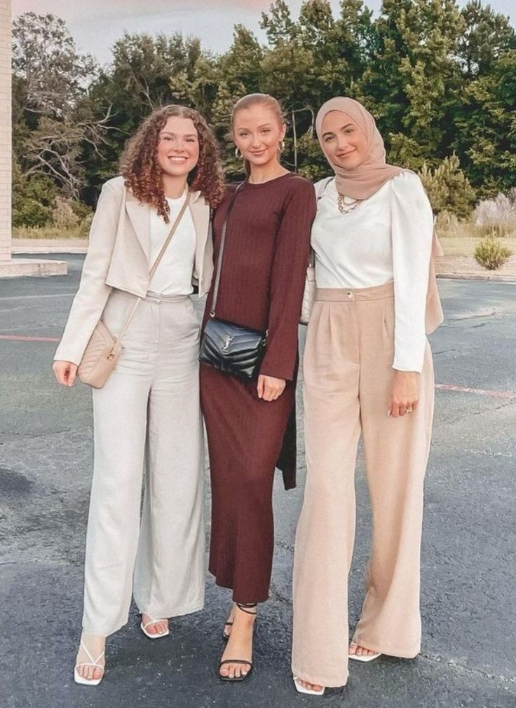 Hijabi Party Outfit, Qatar Outfit Ideas, Asad Sisters, Hijabi Formal Outfits, Hijabi Work Outfits, 6th Form, Semi Formal Outfit, Hijabi Outfit, Smart Casual Women