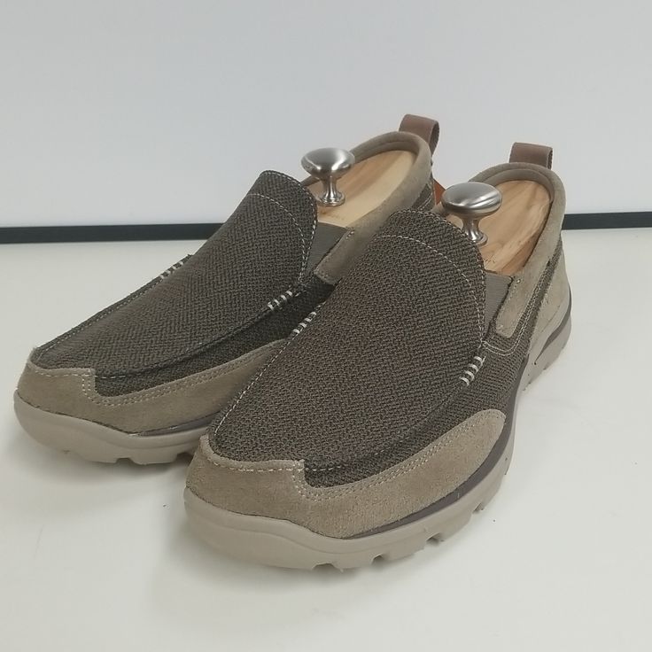 Brand New Mens Sketchers Tan Slip Ons Relaxed Fit Memory Foam Soles Size 9.5 Casual Slip-on Moc Toe Walking Shoes, Casual Slip-on Walking Shoes With Moc Toe, Casual Moc Toe Walking Shoes For Sports, Skechers Mens Shoes, Skechers Slip On, Black Casual Shoes, Memory Foam Shoes, Skechers Memory Foam, Skechers Relaxed Fit