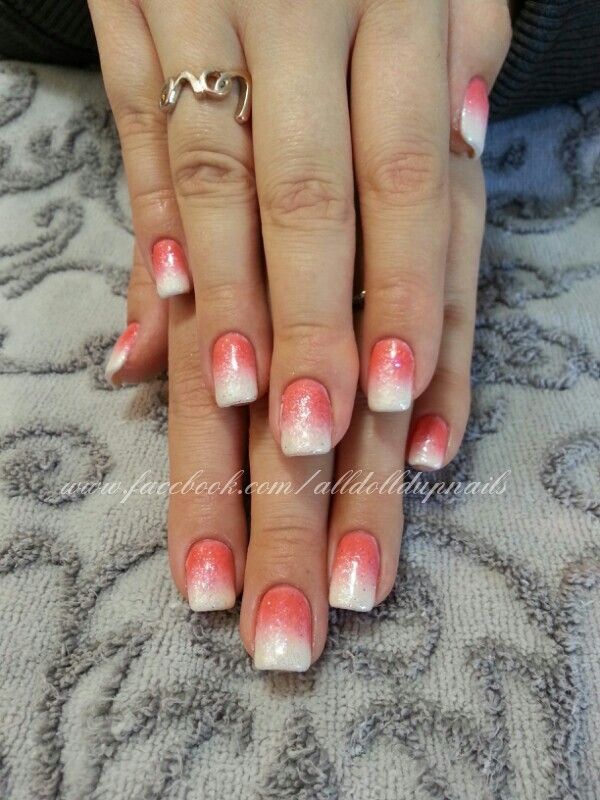 Coral and White Ombre Nails Coral Ombre Nails, Nails Beige, Nails Coral, Ideas For Nails, Coral Ombre, Holiday Nails Winter, Grey Nail Designs, Coral Lips, Coral Nails