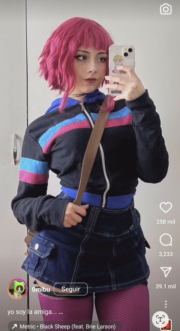 Romona Flowers Cosplay, Scott Pilgrim Vs The World Cosplay, Kim Pine Cosplay, Scott Pilgrim And Ramona Flowers Costume, Ramona Flowers Inspired Outfit, Ramona Flowers Outfit Inspired, Ramona Flowers Pink Hair, Ramona Flowers Style, Ramona Flowers Outfit Style