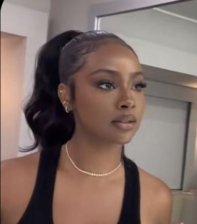 Ponytail Hairstyles For Black Women Wig, License Photo Black Woman, Low Updo Black Women, Justine Skye Ponytail, Black Formal Women Outfit, Braid Weave Hairstyles For Black Women, Spring Hairstyles Black Women, Middle Part High Ponytail Black Women, Flight Attendant Hairstyles Black Women