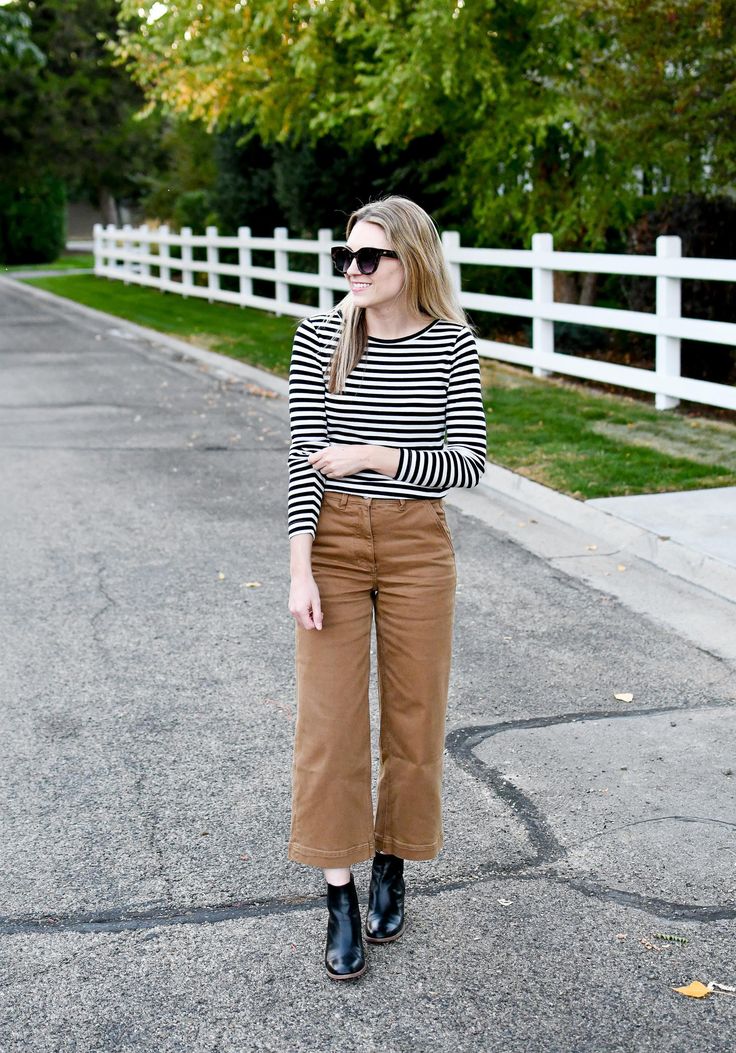 Tan Cropped Trousers Outfit, Green Wide Leg Cropped Pants Outfit, Brown Wide Leg Crop Pants Outfit, Everlane Wide Leg Crop, Madewell Wide Leg Crop, Brown Cropped Pants Outfit, Cropped Corduroy Pants Outfit, Camel Corduroy Pants Outfits, Wide Leg Khaki Pants Outfit Work