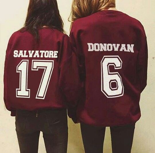 #TVD #elena #stefan #damon #salvatore #donovan Vampire Diaries Shirts, Vampire Diaries Outfits, Vampier Diaries, Halloween Costumes Friends, Vampire Diaries Cast, The Vampire Diaries, Vampire Diaries The Originals, Other Outfits, The Vampire