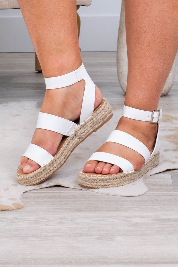 Strappy Sandals For Summer, Cute Outfits With Sandals, White Dress Sandals, Summer Thrift, Chic Soul, Trendy Sandals, Jhene Aiko, Espadrilles Platform, Sandals White