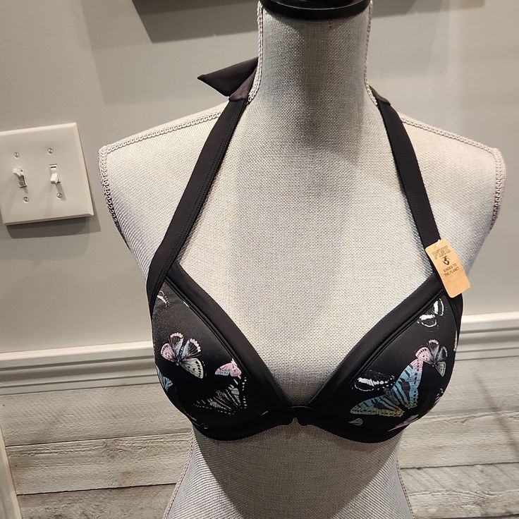 Nwt Pink Victoria's Secret Women's Sz M 170/96a Butterfly Bra W/Neck Tie Straps & Adjustable Back Straps P2p- 13 1/2" Butterfly Bra, Back Strap, Women's Intimates, Black Blue, Victoria Secret Pink, Neck Tie, Pink Ladies, Blue Black, Victoria's Secret