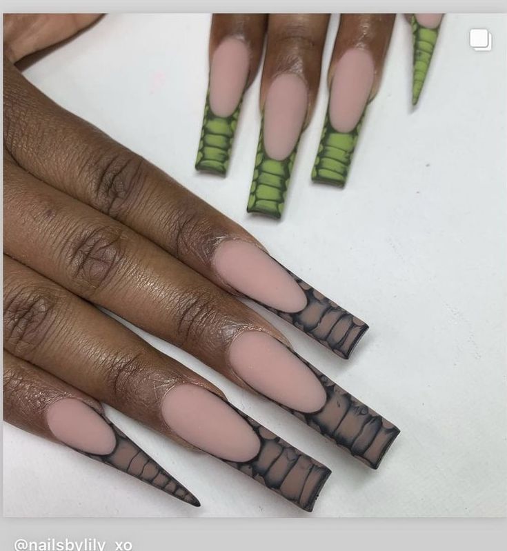 Matte Croc Nails, Chrome Croc Nails, Matte Crocodile Nails, Alligator Nails French Tip, Xl Acrylic Nail Designs, Alligator Nails Designs, Green Crocodile Nails, Croc Print Acrylic Nails, Green Croc Nails