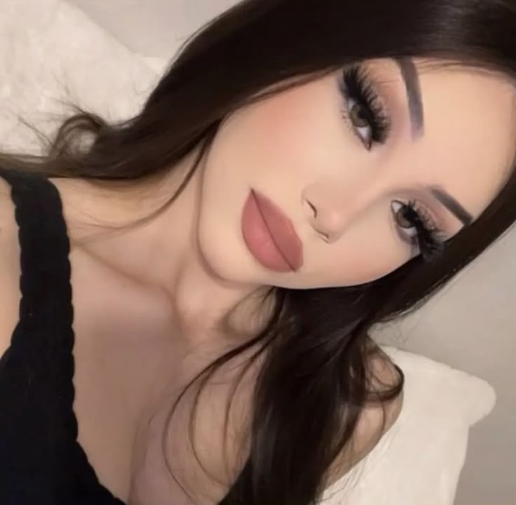 Latin Makeup, Copy And Paste Latina, Instagram Baddie Makeup, Latina Makeup Looks, Latina Makeup, Bold Makeup Looks, Glam Makeup Look, Cute Makeup Looks, Copy And Paste