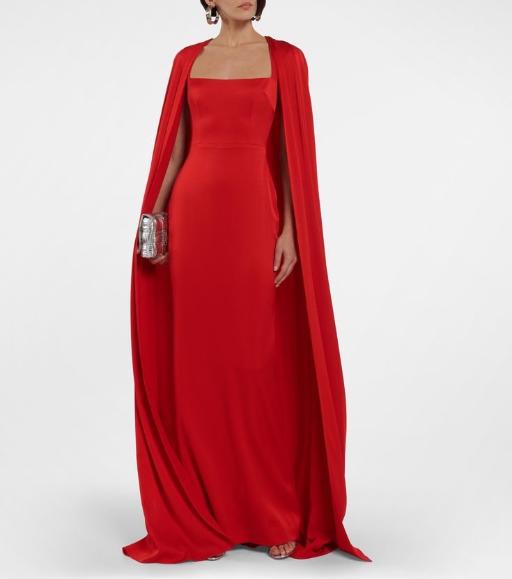 Alex Perry - Banks crêpe gown | Mytheresa Estilo Real, Alex Perry, Elegant Dresses Classy, Wedding Guest Looks, Dress Gown, Royal Fashion, Evening Wear, Lady In Red, The Label