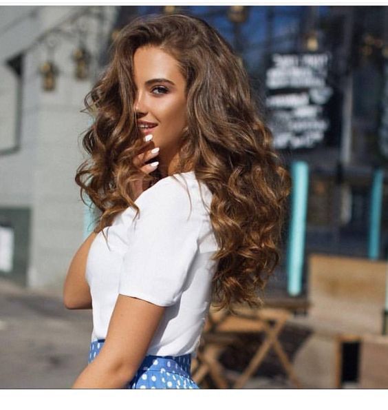 Bronde Hair, Natural Hairstyle, Brown Wig, Hair Envy, Long Curly Hair, Long Curly, Beautiful Smile, Hair Dos, Gorgeous Hair