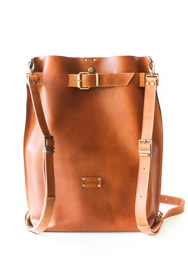 Stylish Women's Brown Leather Backpack made for travel. The ultimate, handmade leather bag that's the perfect size for carrying a laptop, work or everyday use. Bags For University, Women Laptop Backpack, Handbags Diy, Leather Travel Backpack, Green Leather Handbag, Suede Backpack, Large Leather Bag, Brown Backpacks, Large Travel Bag