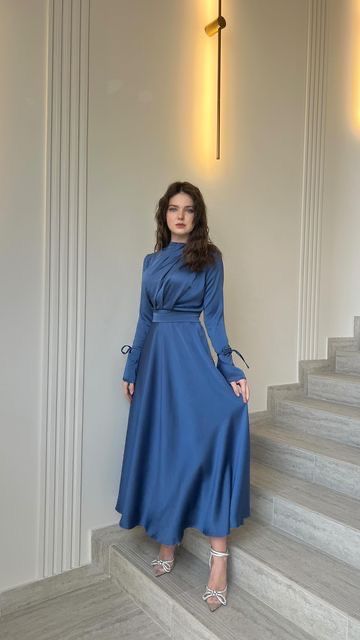 Modest Blue Dress Formal, Dress For Medium Size Woman, Elegant Modest Dresses Classy, Modest Dresses Classy, Dress Suits For Women Classy, Fancy Modest Dresses, Gowns Dresses Elegant Classy, Modest Blue Dress, Simple Modest Dresses