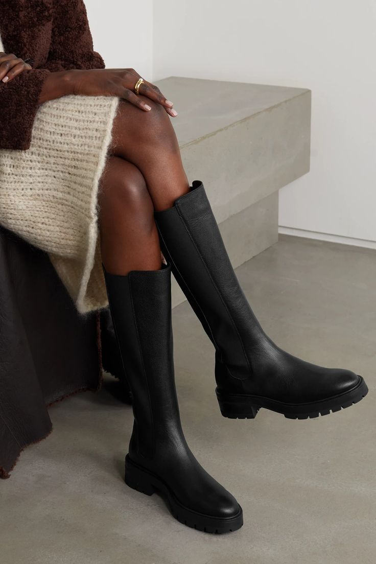 Tall Leather Boots Outfit, Brown Fall Boots, Duo Boots, Womens Knee Boots, Womens Fall Boots, Chunky Chelsea Boots, Luxury Boots, University Outfit, Leather Knee Boots