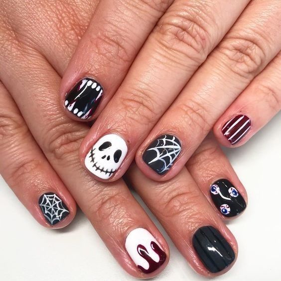 Men Nail, Nail Design Glitter, Halloween Office, Fashion Nail Art, Nail Art Halloween, Mens Nails, College Halloween, Nails Halloween, Couples Halloween