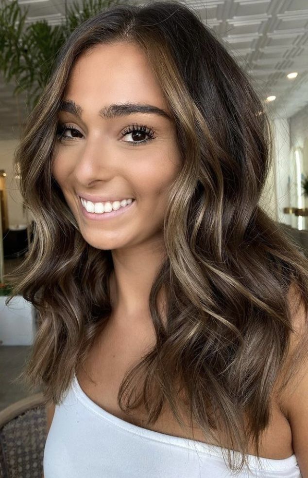 Brown Hair Blowout, Curls Brown Hair, Hair Blowout, Cabello Hair, Curls For The Girls, Gray Hair Highlights, Brown Balayage, Blowout Hair, Blow Out