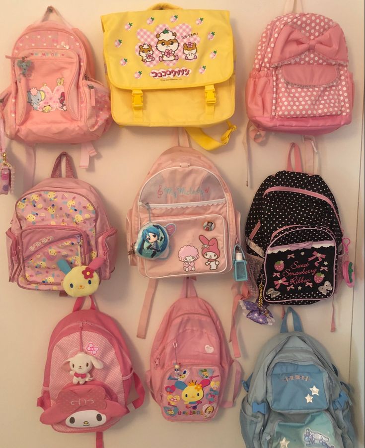 Hello Kitty To Issho, Sanrio Room, Sanrio Backpack, Rilakkuma Korilakkuma, Mother Garden, Kiki Lala, Hat Aesthetic, Hello Kitty Rooms, Angel Blue