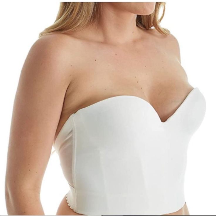 Carnival Invisible Plunge Longline Bra Ivory White Size 36 B New With Tags! Never Been Worn 5 Star Seller! Will Ship Same Or Next Day (Except For Weekends) Bundle To Save! High Support Bra, Sports Bra Set, Floral Bra, Nude Bra, Black Fishnets, Longline Bra, Pink Sports Bra, Demi Bra, Sports Bra Sizing