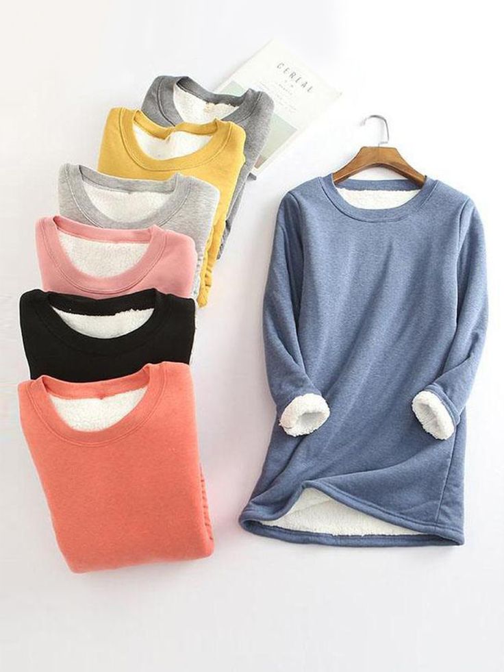 Mode Tips, Winter Chic, Round Neck Sweatshirts, Fleece Sweater, Cozy Outfit, Warm Outfits, Sierra Leone, Cozy Sweaters, Brunei