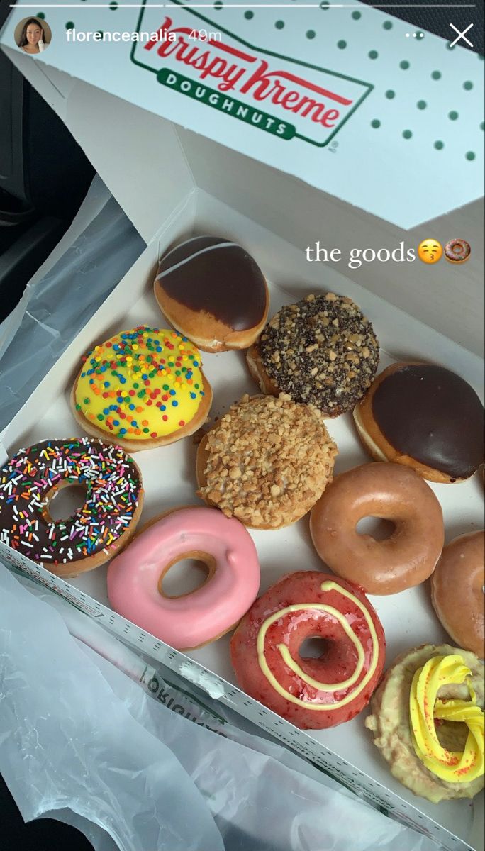 assorted donuts, donuts, sprinkles, food, instagram stories Donut Instagram Story, Doughnuts Aesthetic, Donut Inspiration, Donut Pictures, Beautiful Good Night Messages, Krispy Kreme Doughnut, Cafe Aesthetic, Instagram Creative Ideas, Good Instagram Captions