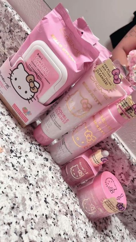 Hello Kitty Products, Hello Kitty Baby, Hello Kitty Makeup, Hello Kitty Rooms, Kitty Clothes, Hello Kitty Clothes, Kitty Baby, Hello Kitty Aesthetic, Hello Kitty Accessories