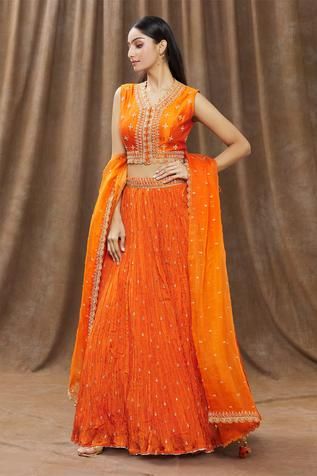 Shop for Surbhi shah Orange Pure Silk Crushed Lehenga Set for Women Online at Aza Fashions Crushed Lehenga, Sheer Dupatta, Embroidery Mirror, Orange Mirror, Scallop Border, Embroidered Motifs, Types Of Work, Luxury Sale, Orange Crush