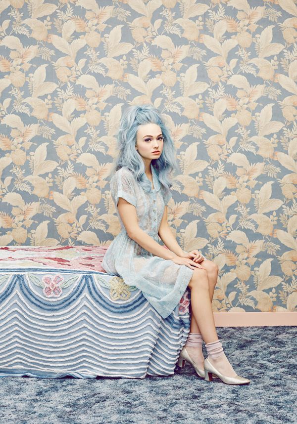 Powder Blue Hair, Bryden Jenkins, Blue Top Outfit, Pastel Blue Hair, Editorial Vogue, Ombré Hair, Top Outfit, Pastel Hair, Rainbow Hair