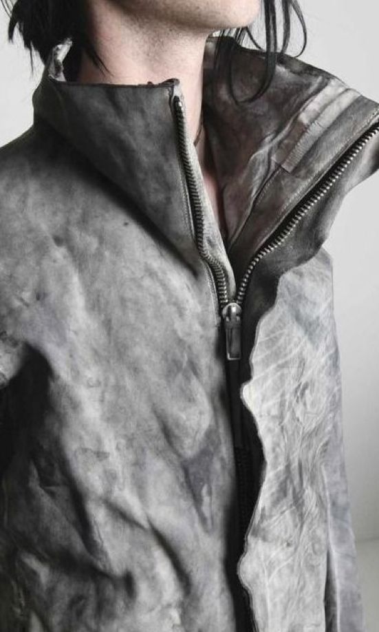 . Hippy Chic, Men's Leather Jacket, Future Fashion, Dark Fashion, Looks Style, Fashion Details, Jacket Style, Fashion Designer, A Man