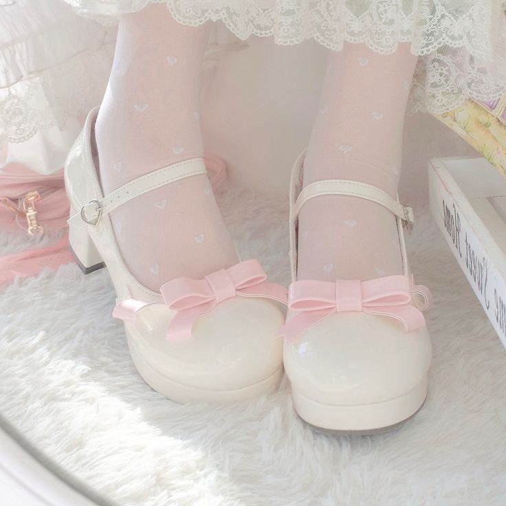 Pink Kawaii Closed Toe Heels, Pink Kawaii Heels, Pink Kawaii Heels For Party, Kawaii Platform Heels With Round Toe, Cute Synthetic Heels, White Feminine Heels With Round Toe, Feminine White Heels With Round Toe, Cute White Low Heel Heels, Cute Low Heel White Heels