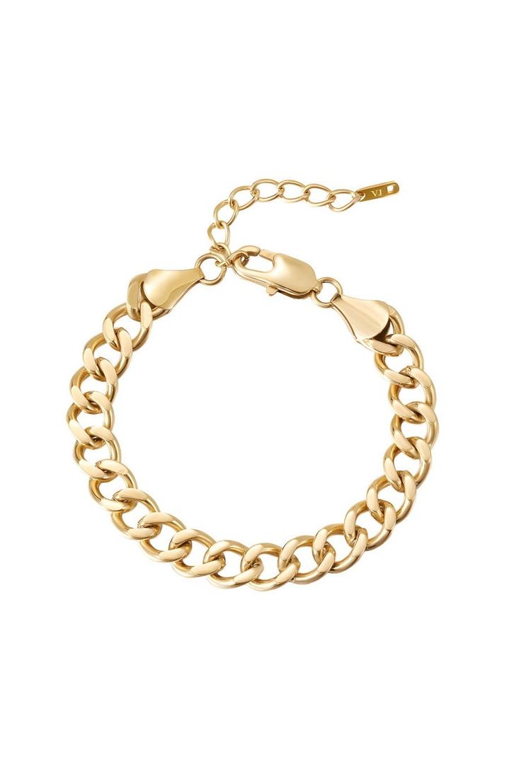 This classic link chain bracelet is 18K gold plated on durable stainless steel. An elegant and timeless option, the link chain bracelet is perfect for everyday wear. Modern Cuban Link Bracelet With Chunky Chain, Classic Chunky Chain Bracelet, Modern Chunky Cuban Link Bracelet, Trendy Stainless Steel Chain Bracelet With Gold Chain, Classic Cuban Link Bracelet With Chunky Chain For Everyday, Trendy Stainless Steel Gold Chain Bracelet, Classic Chain Bracelet With Solid Link Construction, Classic Chain Bracelet With Chunky Oval Links, Classic Chunky Chain Bracelet With Oval Links