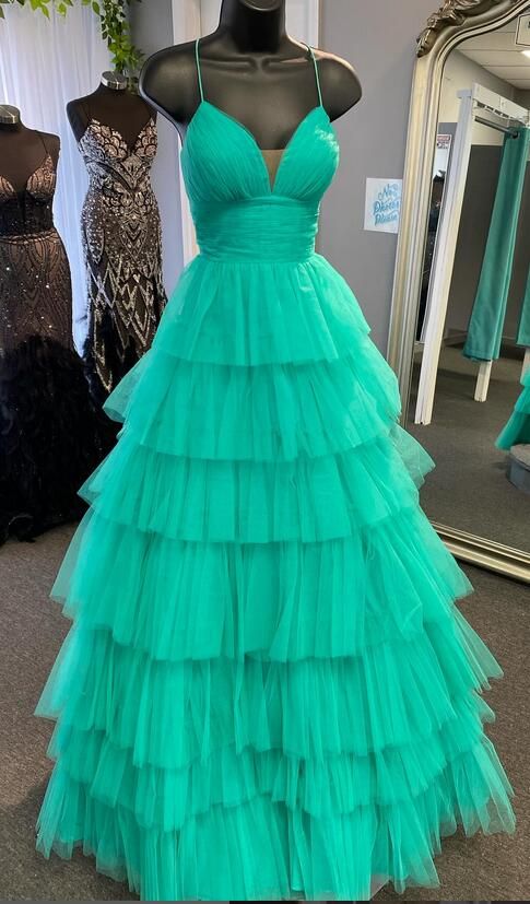 A-line Tulle Evening Dress With Ruffles, Green Tulle Evening Dress With Ruffles, Tulle Ball Gown Dress With Ruffled Skirt, Tulle Ball Gown With Ruffled Skirt, Tiered Gown For Prom Season, Green Ruffled Dress For Prom Season, Green Ruffled Dress For Prom, Tulle Dress With Ruffled Tiered Skirt, Tiered Ruffle Gown For Prom Season