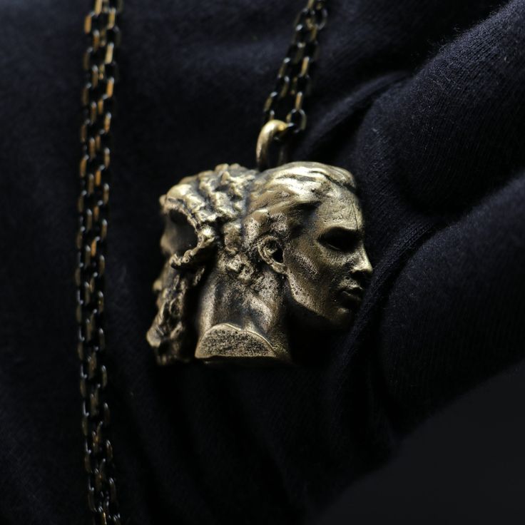 Bronze is oxidized and detailed Completely handcrafted, each necklace was created with a lot of devotion and love. In ancient Roman religion and myth, Janus (/ˈdʒeɪnəs/ JAY-nəs; Latin: IANVS (Iānus), pronounced [ˈjaːnʊs]) is the god of beginnings, gates, transitions, time, duality, doorways,[1] passages, and endings. He is usually depicted as having two faces, since he looks to the future and to the past. It is conventionally thought that the month of January is named for Janus (Ianuarius2] but Necklace Man, Talisman Necklace, Bronze Necklace, Bronze Jewelry, Jewelry Antique, Two Faces, Ancient Romans, Something Beautiful, Men Necklace