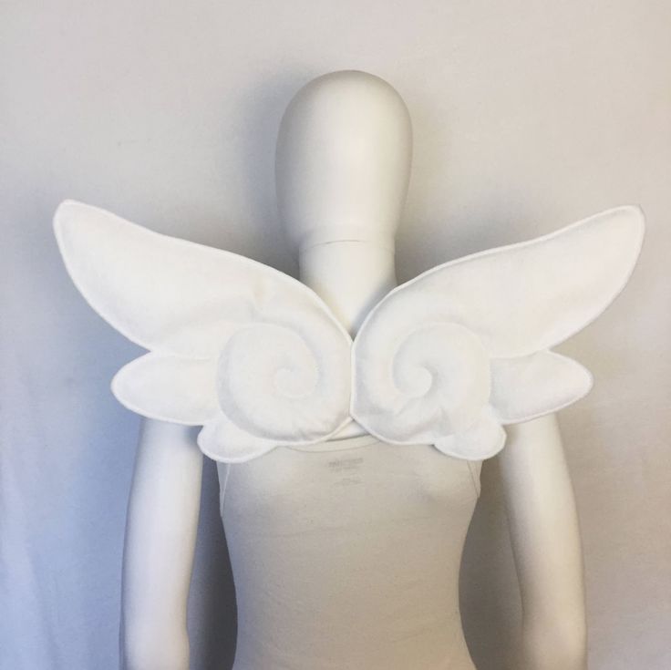 Japanese Wings, Kawaii Halloween Costume, Kawaii Angel Wings, Fluttershy Cosplay, Kawaii Angel, Halloween Costum, Sakura Japanese, Cosplay Wings, Costume Wings