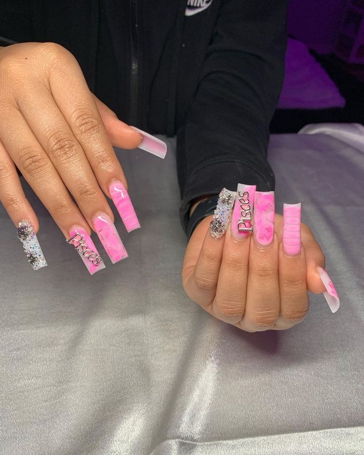 Birthday Nail Set Ideas Pisces, Pisces Birthday Photoshoot, Pisces Nails, Birthday Pisces, Birthday Nail Designs, Pisces Birthday, Really Cute Nails, Birthday Nails, Pretty Acrylic Nails