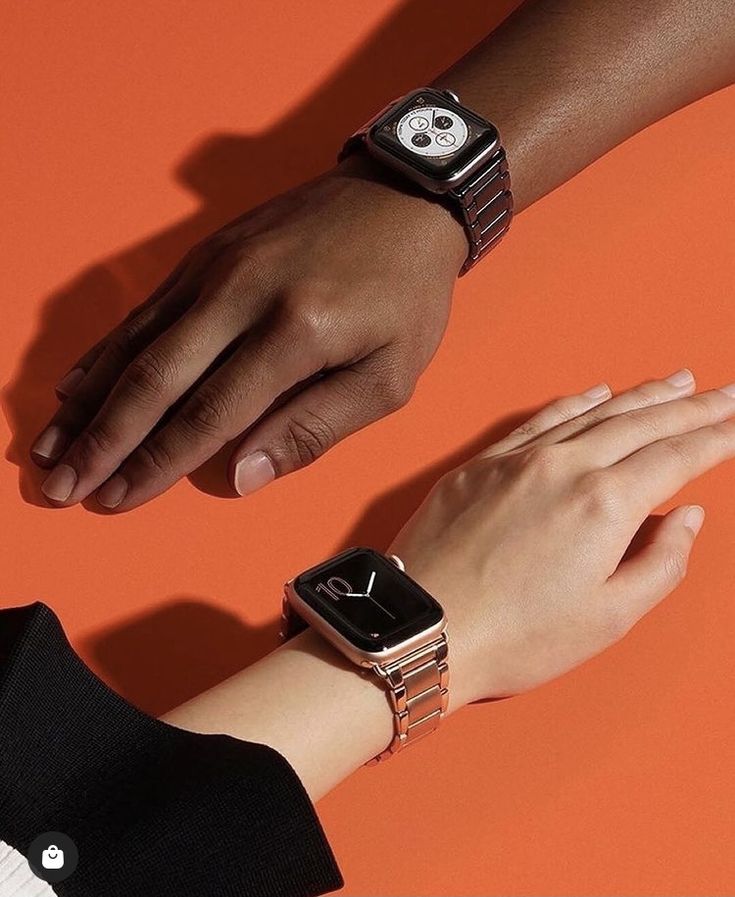 Apple Watch Outfit, Watch Outfit, Hermes Apple Watch, Apple Watches, Watch Dial, Apple Watch Accessories, Watch Photo, Milk Honey, Wallpaper Pink