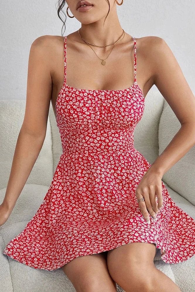 This mini dress features a floral print and a backless bandage design. A chic and eye-catching choice for a bold and fashionable look. Details: Elasticity: Non Stretch Fabric Type: POLYESTER Neckline: Strapless Material: POLYESTER Size (IN) Bust Waist Length XS 30.71 22.05-35.04 24.80 S 32.28 23.62-36.61 25.20 M 35.43 25.20-38.19 25.59 L 37.01 26.77-39.76 25.98 Printed Mini Dress For Summer, Fitted Chiffon Mini Dress For Vacation, Fitted Floral Mini Dress, Fitted Floral Print Mini Dress, Fitted Mini Length Printed Floral Dress, Fitted Mini Floral Dress With Print, Fitted Mini Floral Dress With Printed Design, Fitted Floral Print Backless Mini Dress, Fitted Printed Mini Sundress